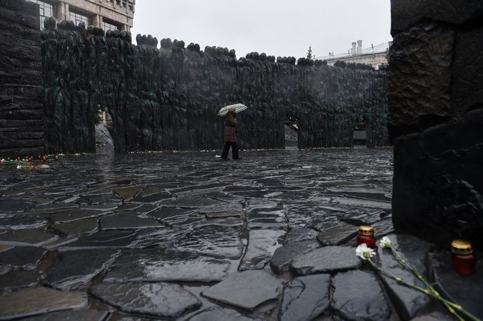 Мемориал Стена скорби в Москве
