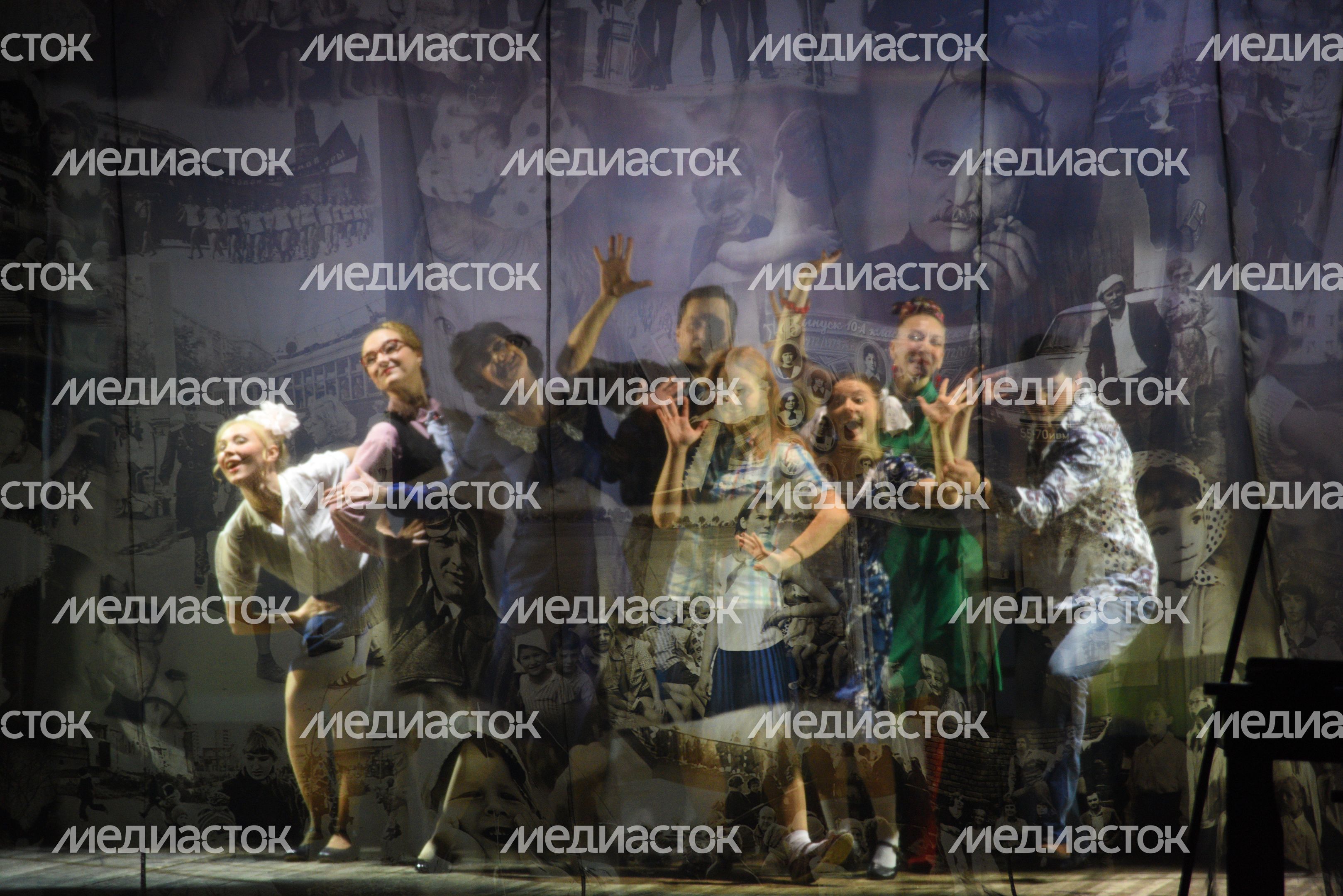 Премьера спектакля «Про мою маму и про меня» в МОГТЮЗ Премьера спектакля «Про мою маму и про меня» в МОГТЮЗ