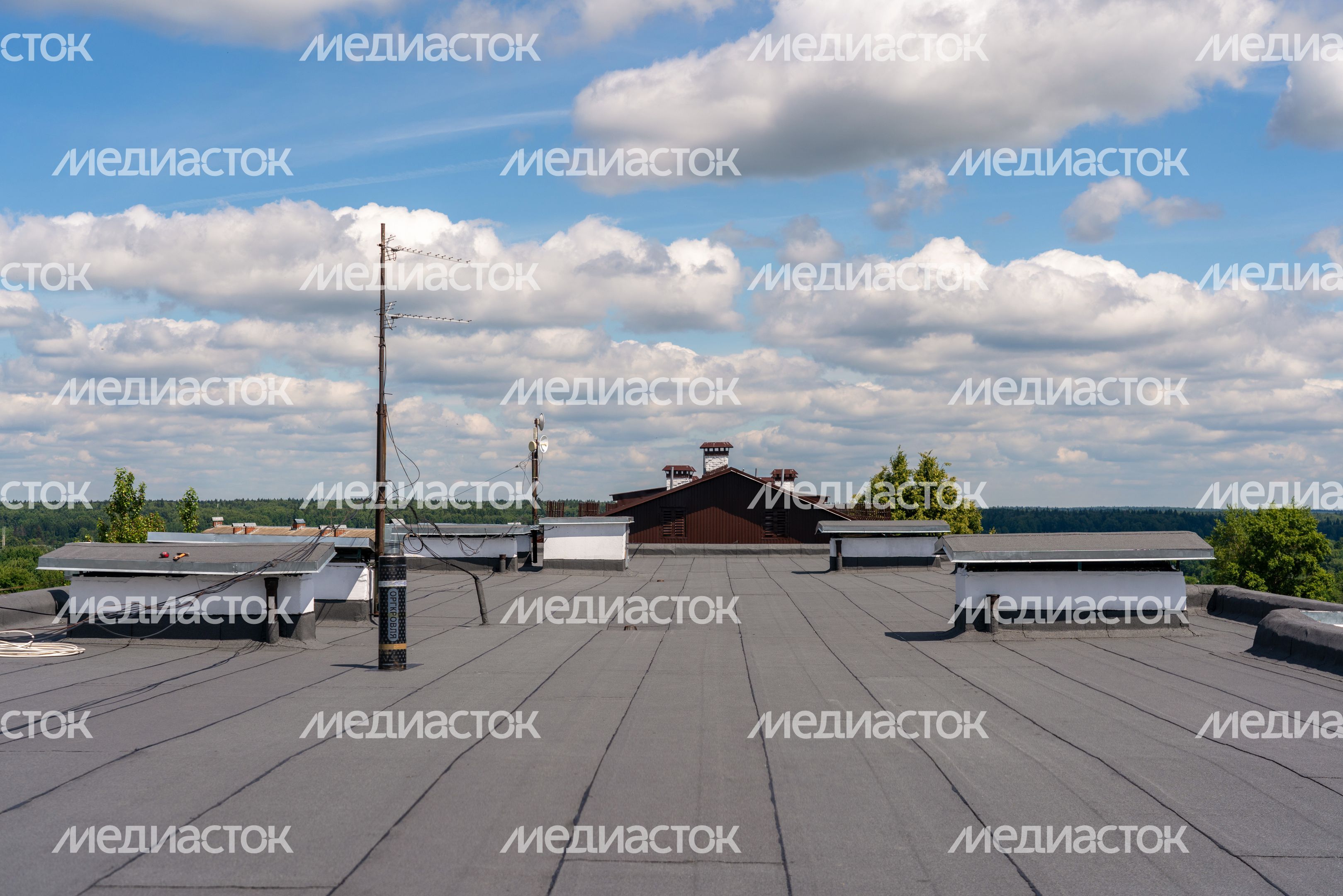 Ремонт плоской кровли многоквартирного дома №3А в селе Новопетровское округа Истра