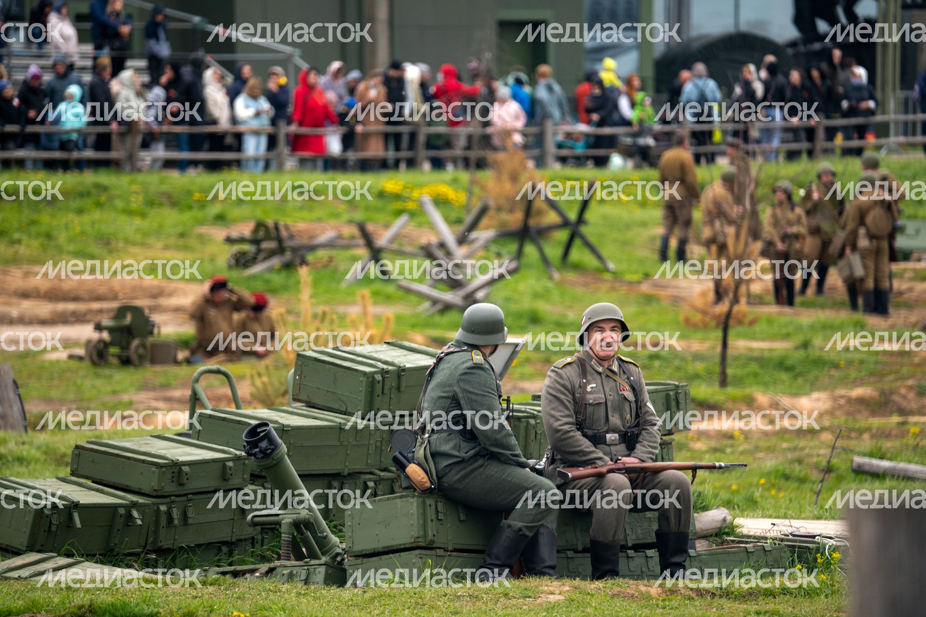 Военно-историческая реконструкция «Штурм Кенигсберга» в День Победы в парке «Патриот» Одинцовского округа Военно-историческая реконструкция «Штурм Кенигсберга» в День Победы в парке «Патриот» Одинцовского округа