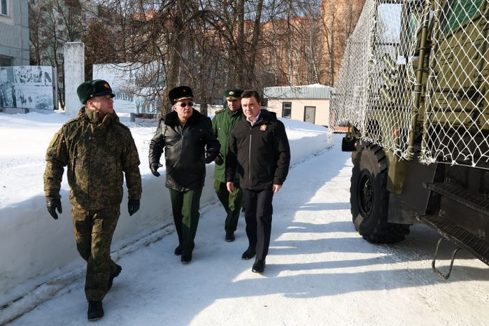 Андрей Воробьев поздравил военнослужащих 45-й отдельной гвардейской инженерной бригады