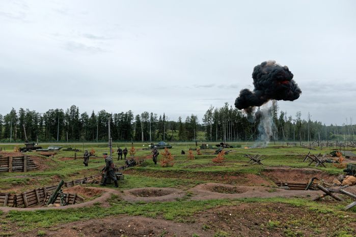 Военно-историческая реконструкция «Первый день войны» у Главного храма ВС РФ в День памяти и скорби