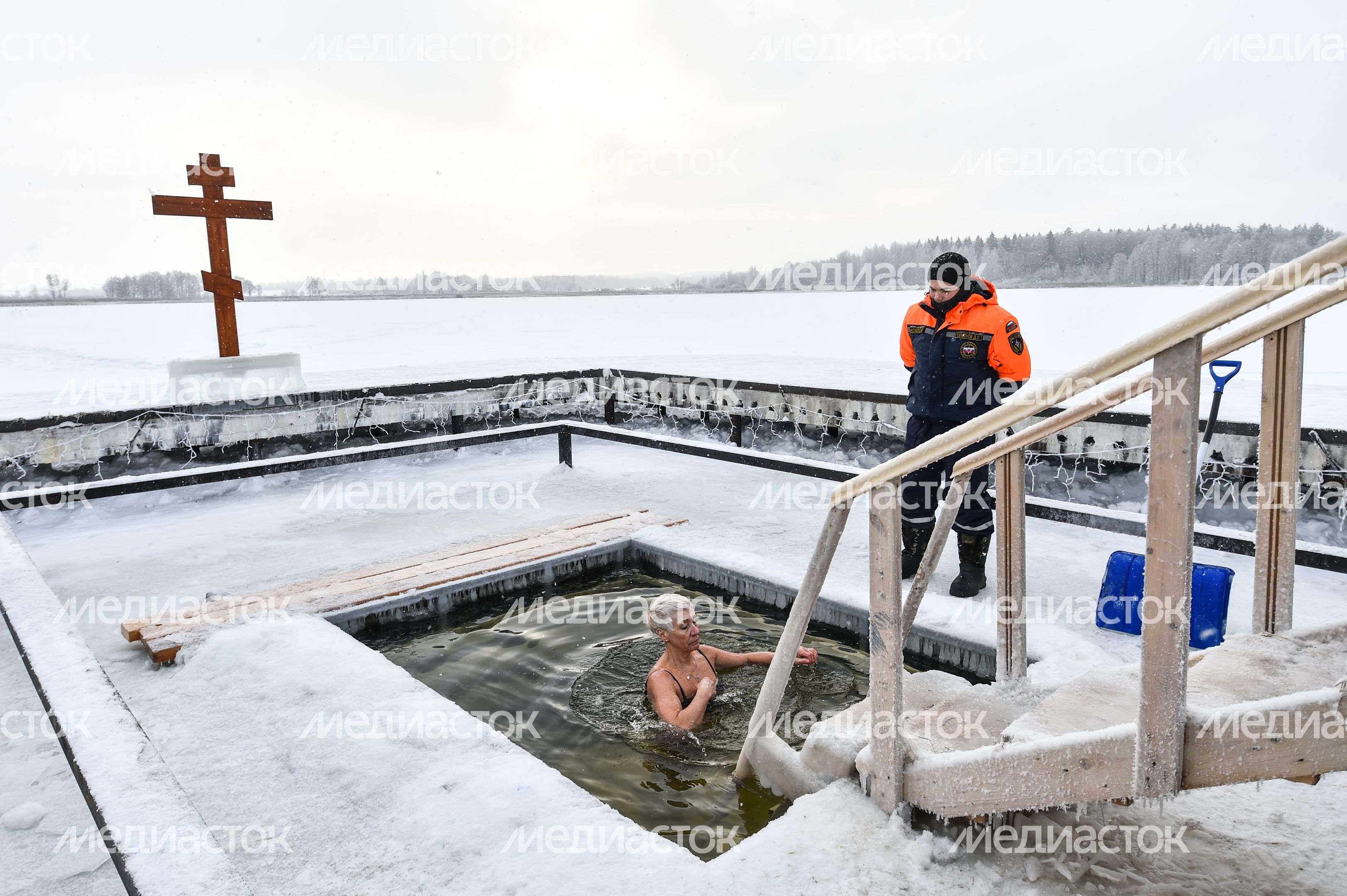 Крещенские купания в Подмосковье
