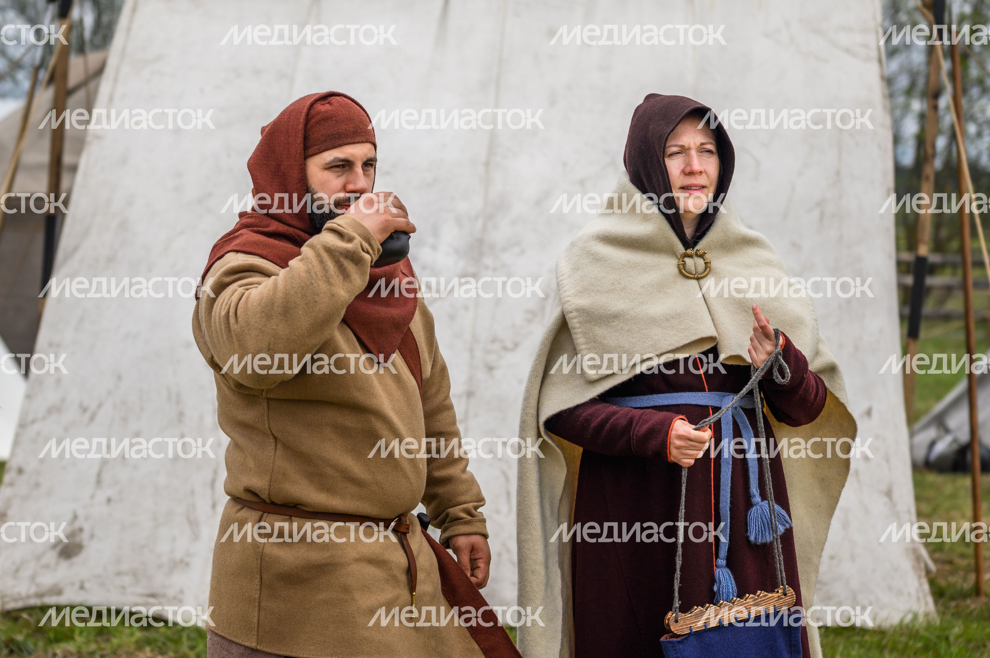 Мир Древней Руси на фестивале экспериментальной археологии «Гардарика» в Хотьково Мир Древней Руси на фестивале экспериментальной археологии «Гардарика» в Хотьково