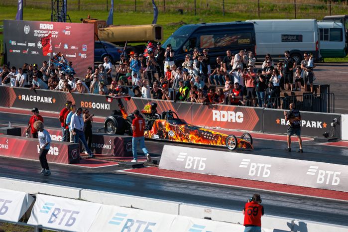 Чемпионат и Кубок России по дрэг-рейсингу RDRC 2026. Заезд гоночных болидов на автодроме RDRC Racepark в Раменском округ