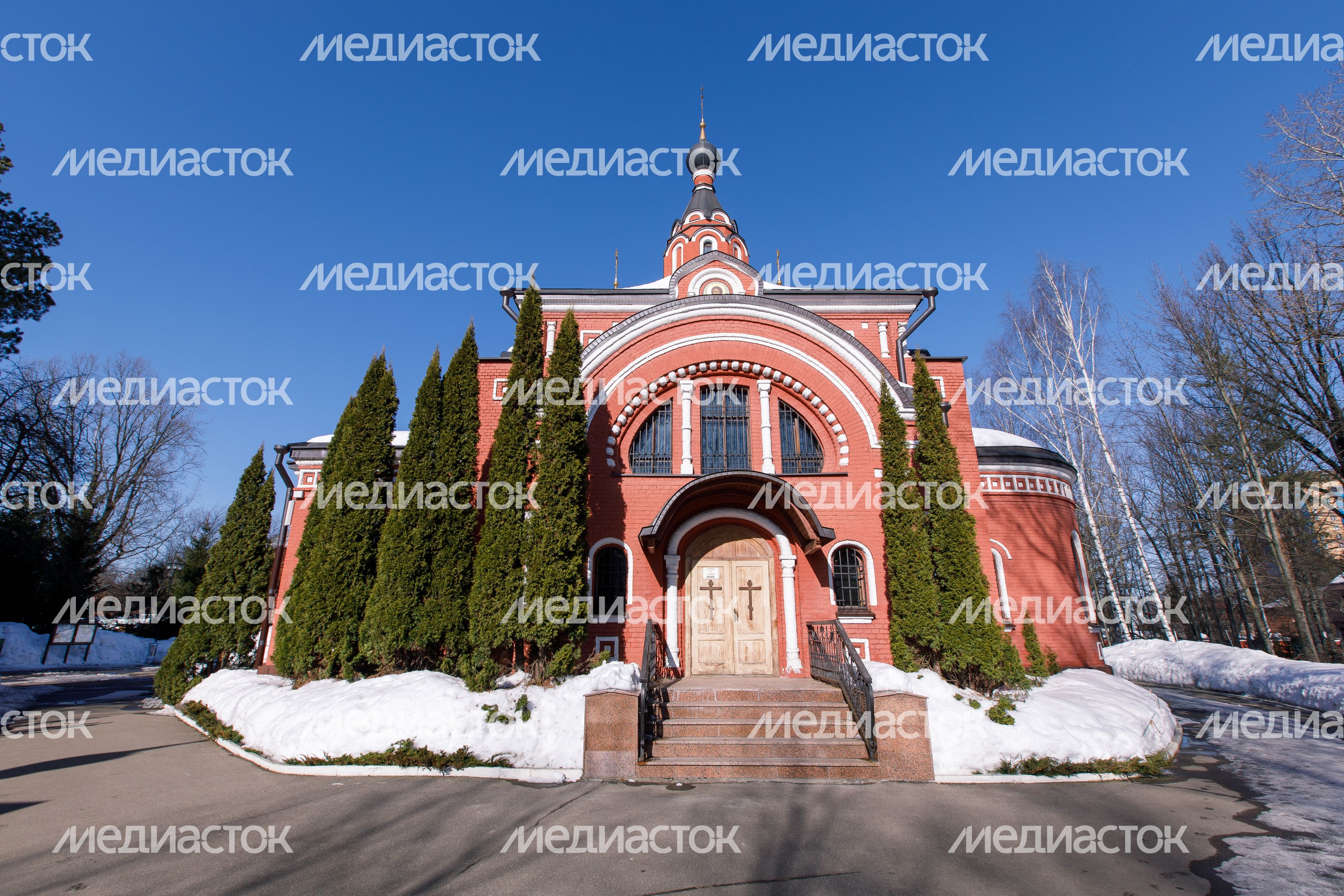 Химки. Троицкий храм