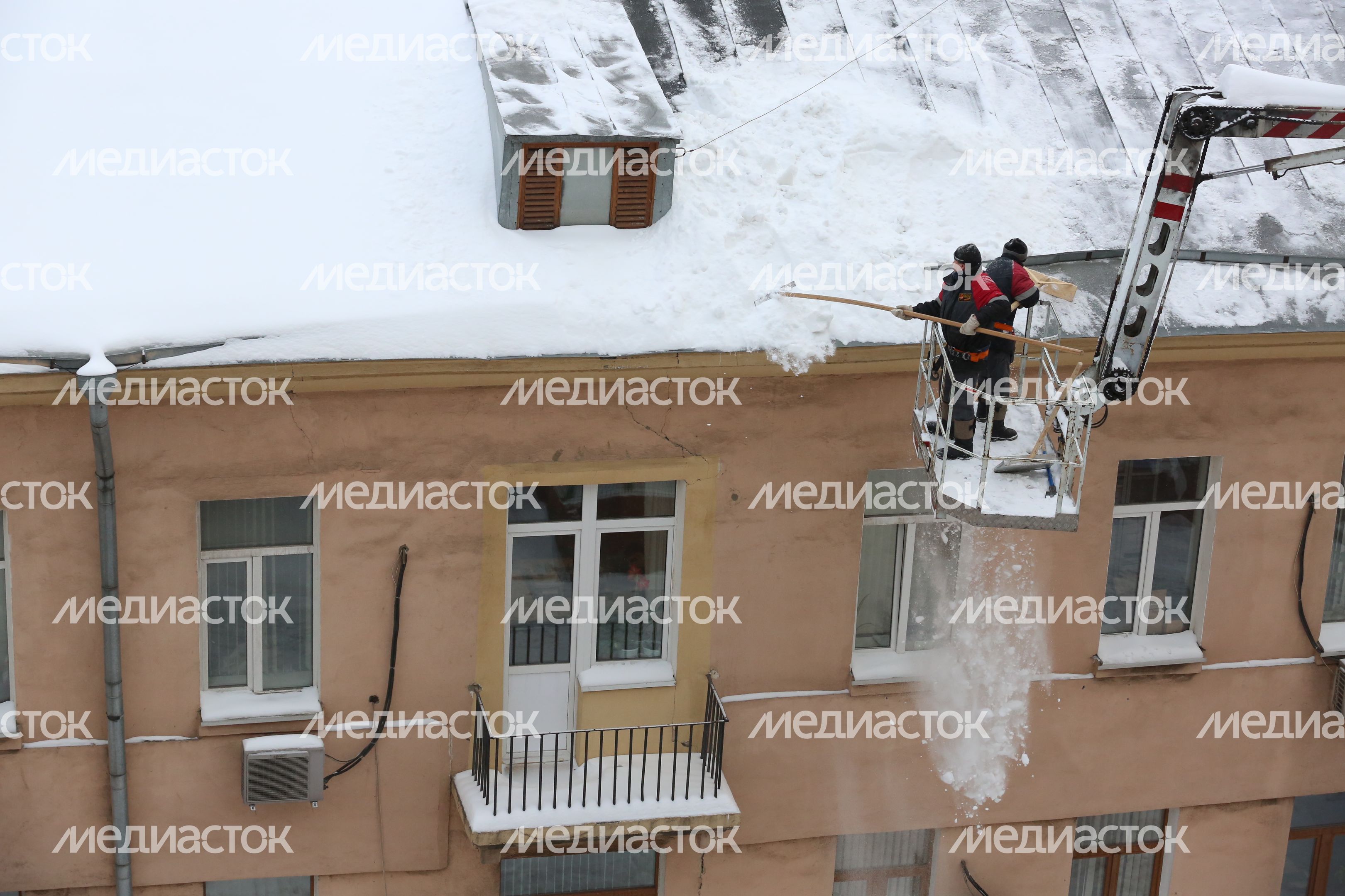 Уборка снега в Москве