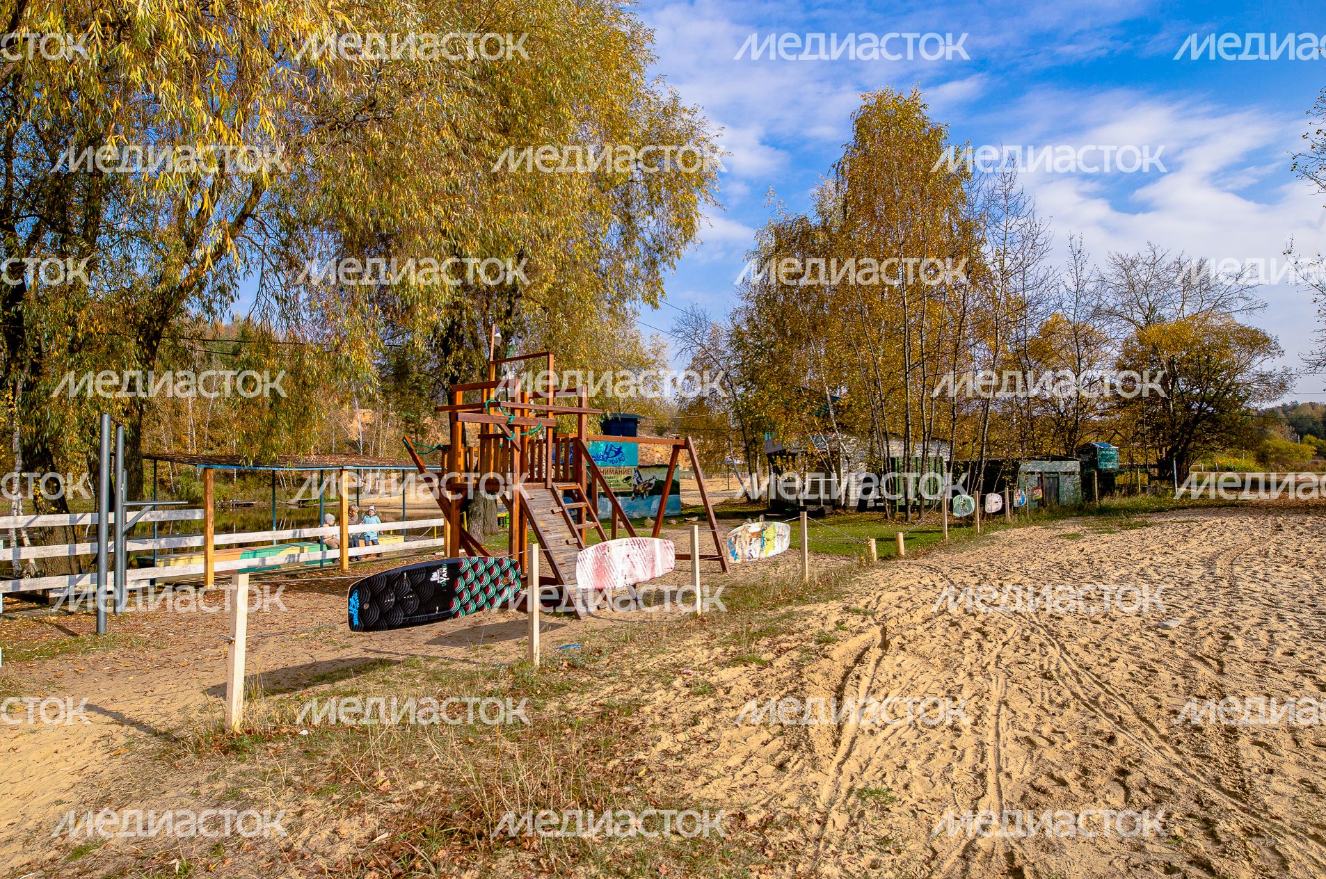 Осенние виды Волкушинского карьера