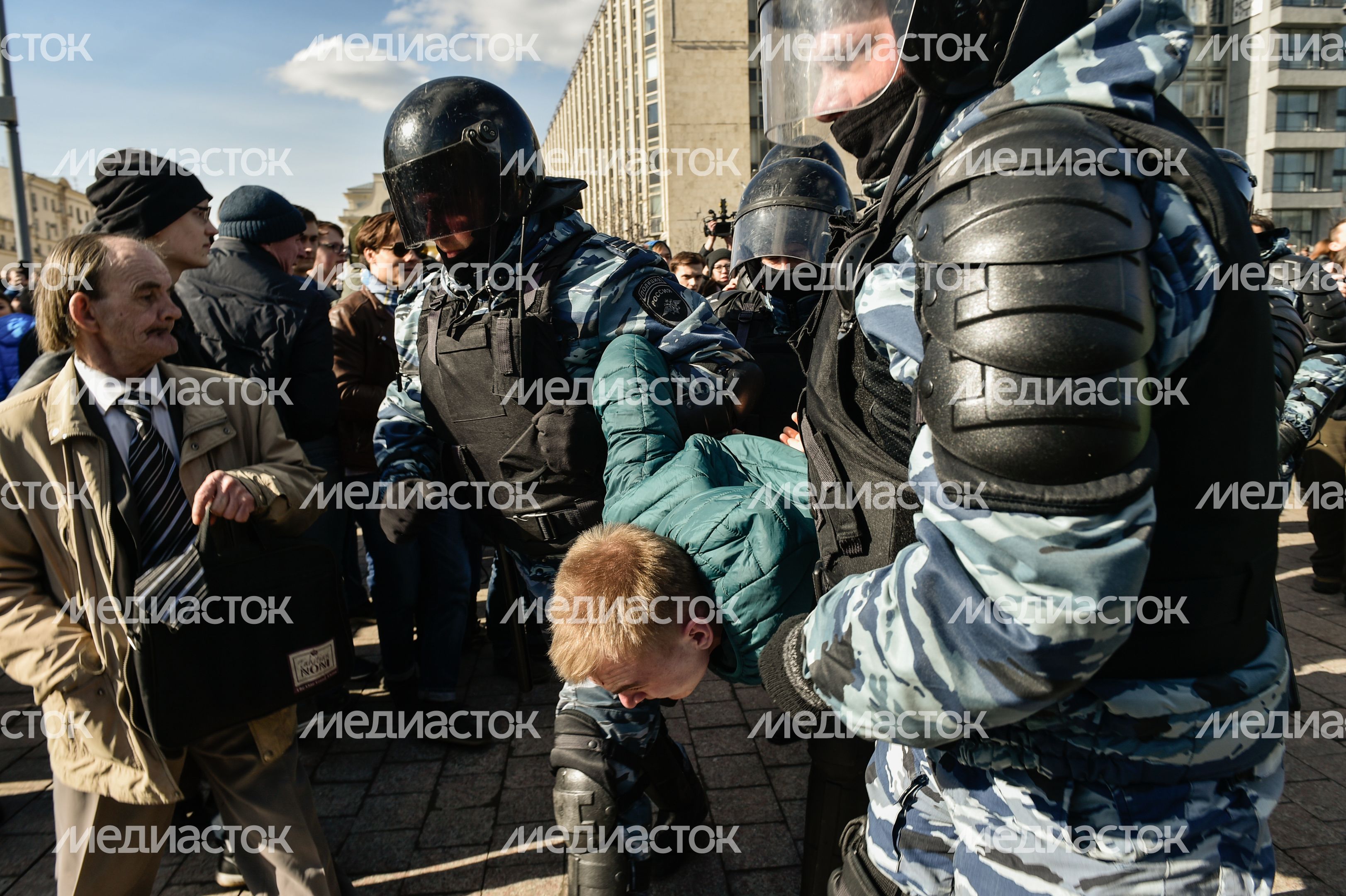 В столице прошел митинг против коррупции.