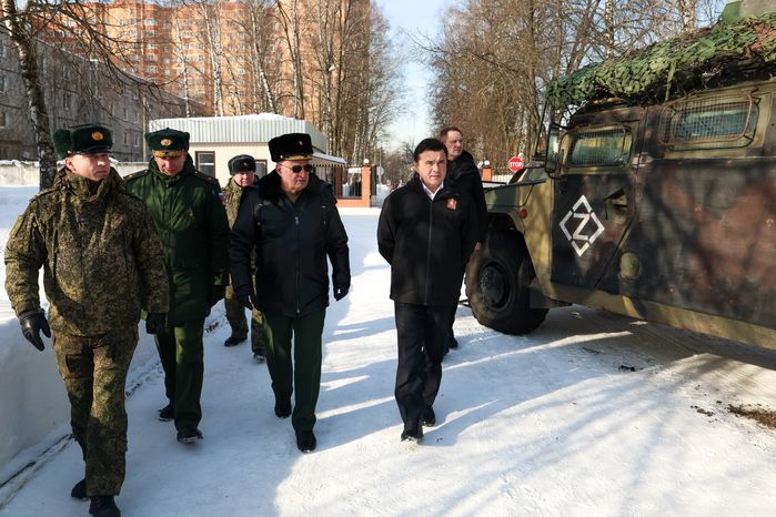 Андрей Воробьев поздравил военнослужащих 45-й отдельной гвардейской инженерной бригады