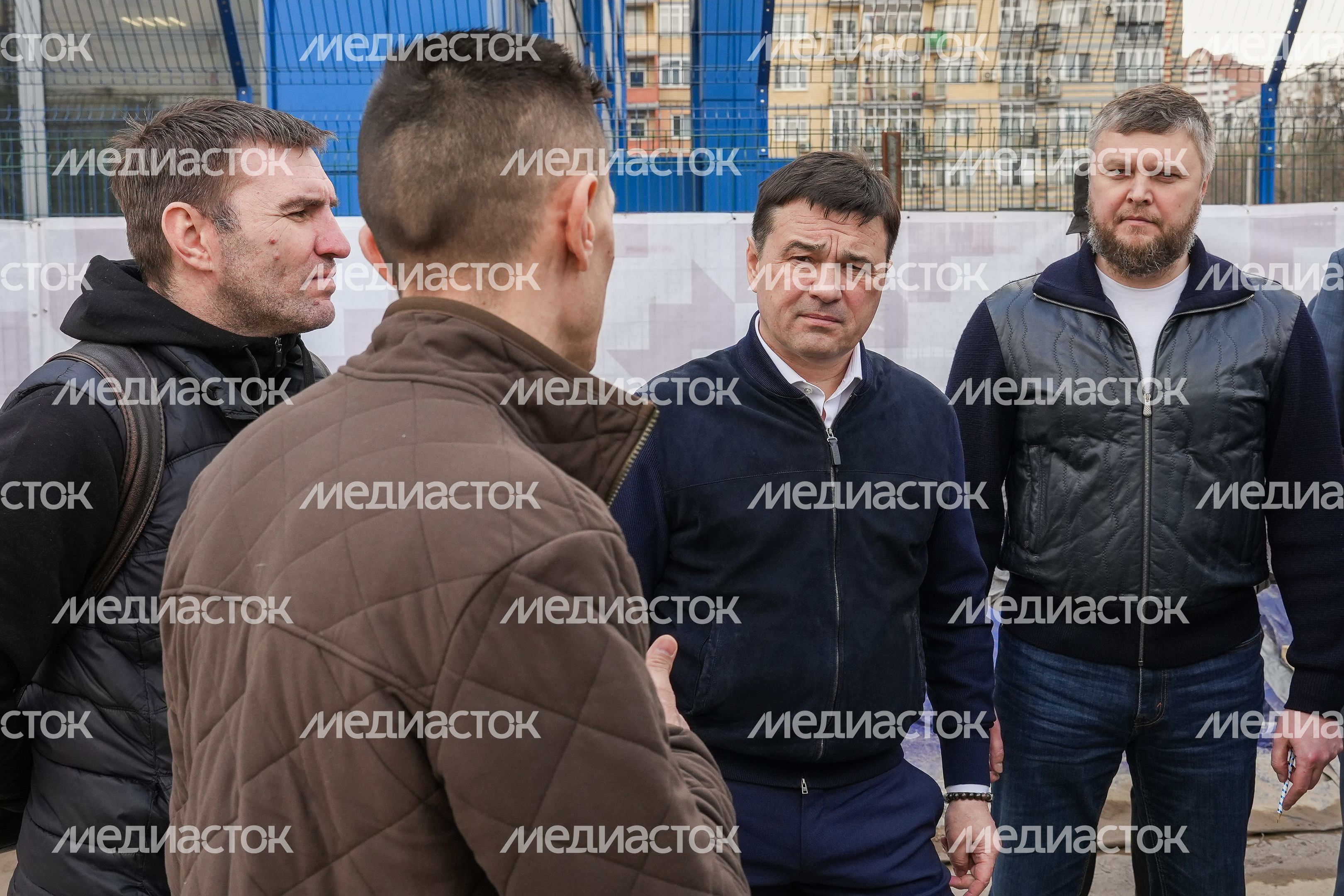 Проверка строительства пешеходного перехода в Люберцах Губернатором Подмосковья