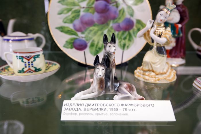 Выставка «Две фарфоровые империи» в Музее-заповеднике «Дмитровский кремль»