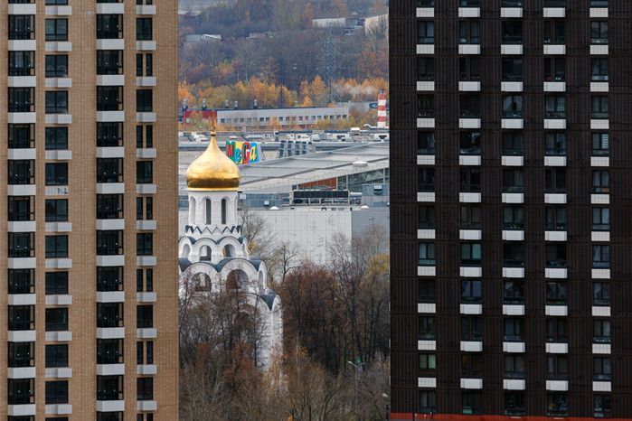 Виды города Котельники осенью