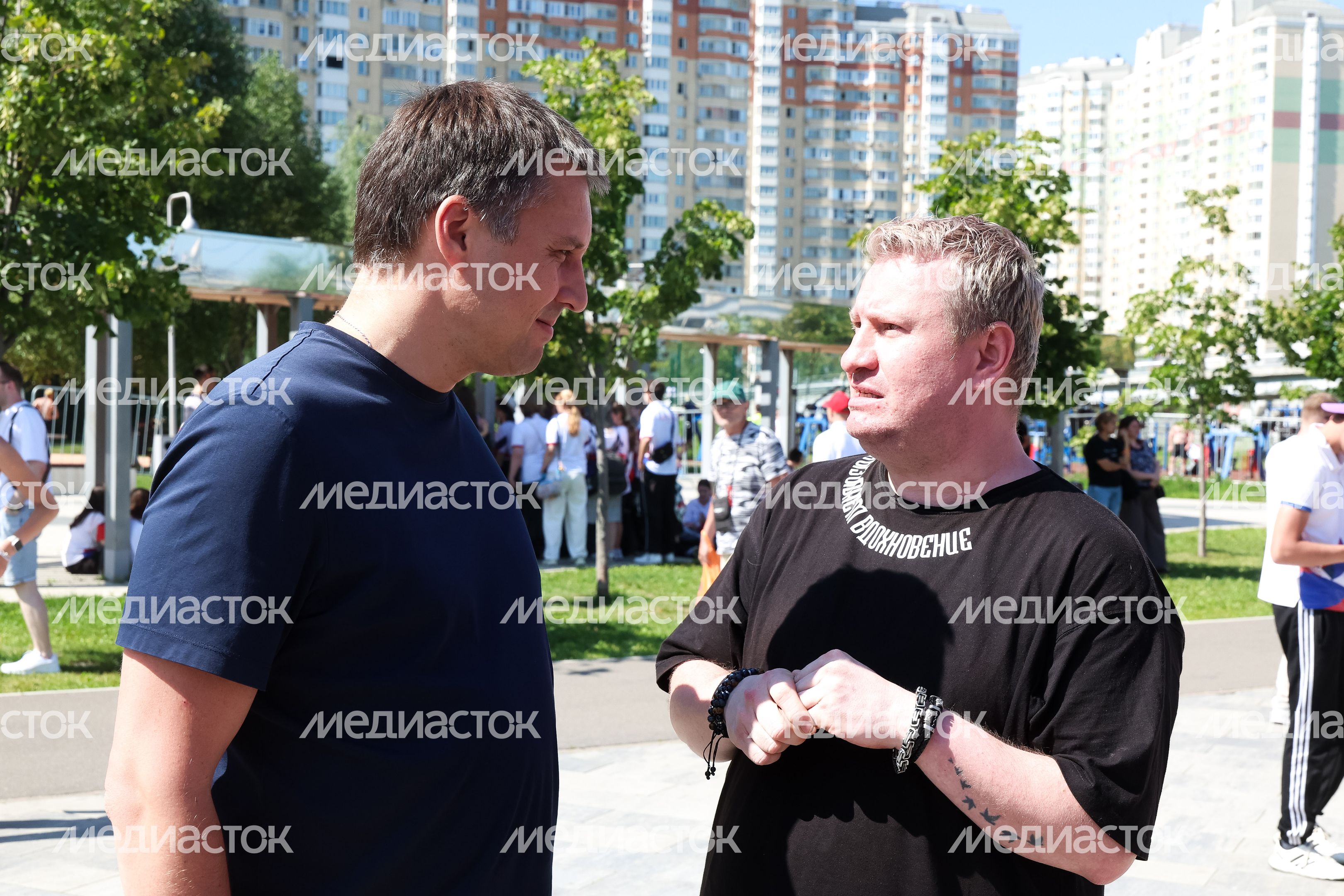 Вячеслав Духин встретился с "Волонтерами Подмосковья" на фестивале регионального движения