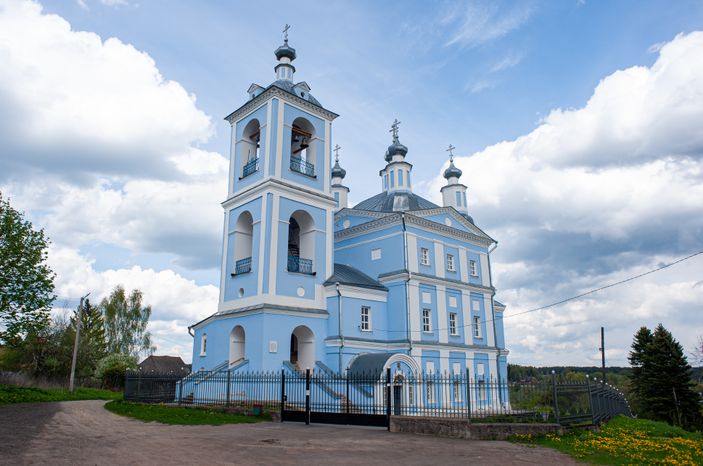 Весенние виды города Верея