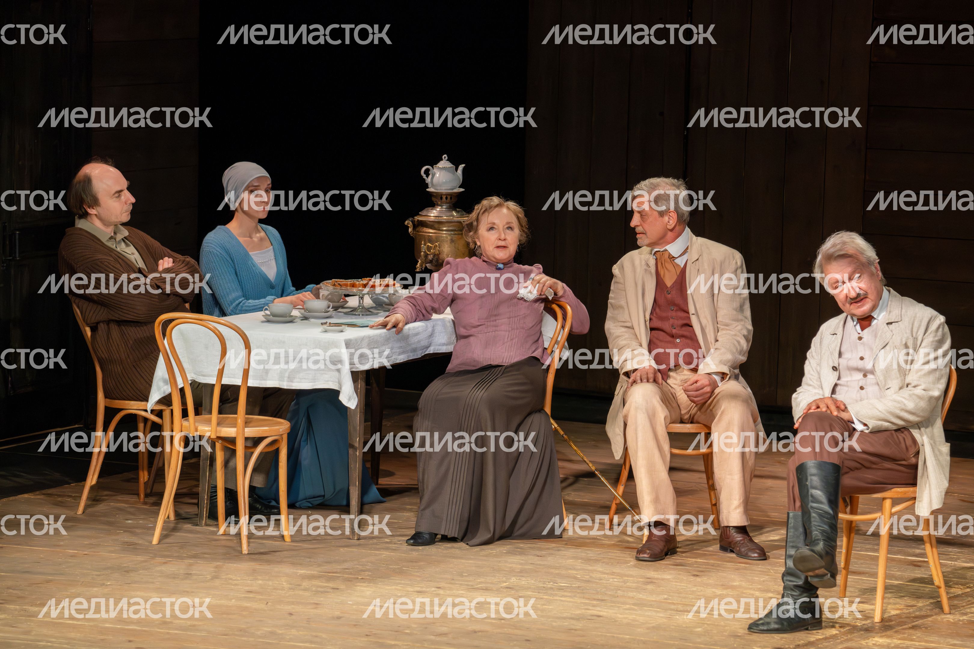 Театральный фестиваль «Мелиховская весна» в музее-заповеднике А.П. Чехова открылся спектаклем «Дядя Ваня» Театра Европы Театральный фестиваль «Мелиховская весна» в музее-заповеднике А.П. Чехова открылся спектаклем «Дядя Ваня» Театра Европы