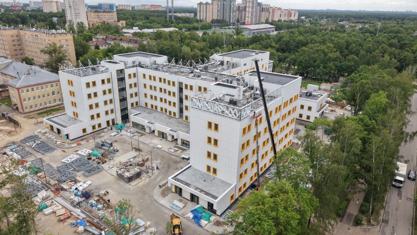 В Королеве готовится к открытию новая поликлиника на 1000 посещений в смену