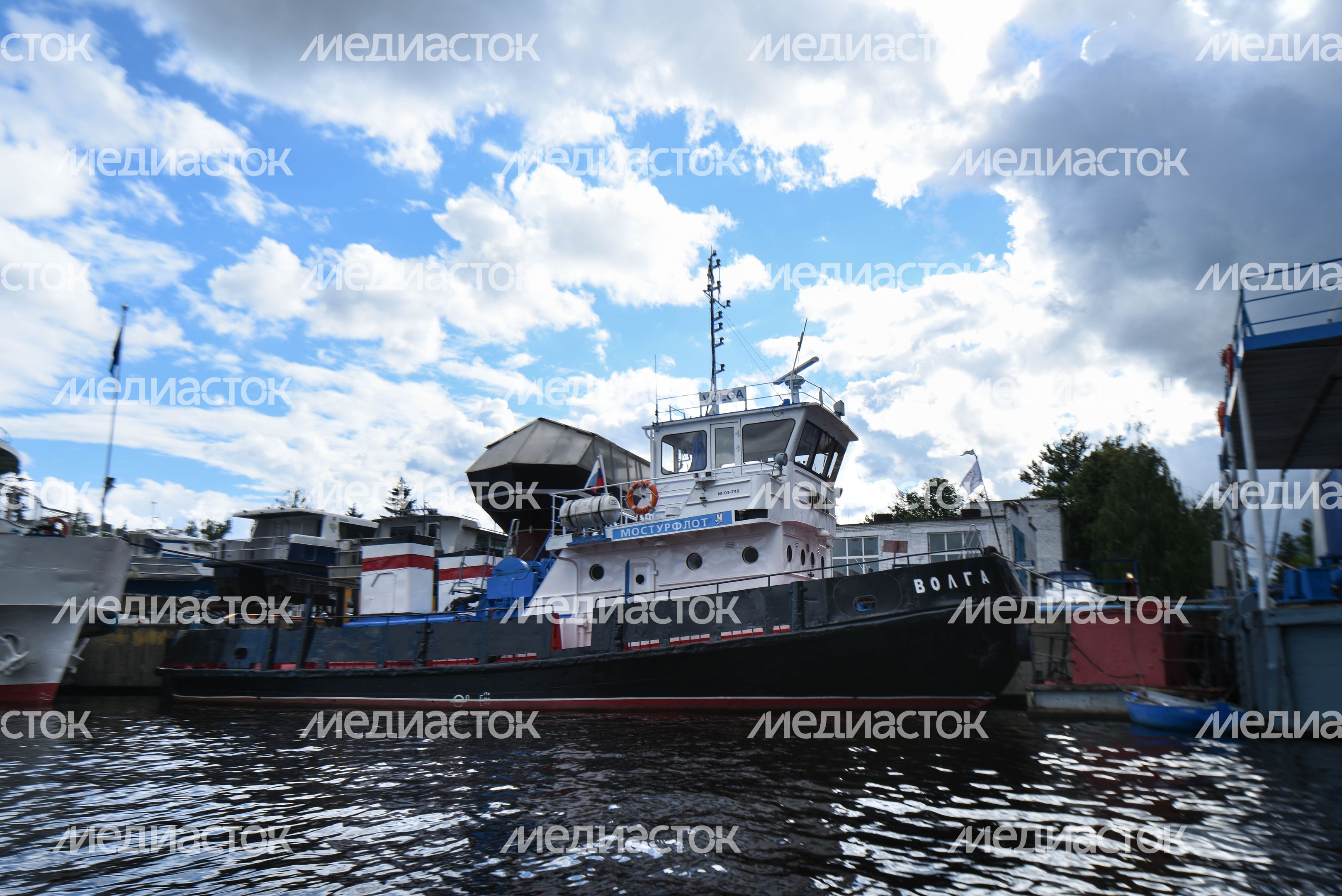 Московский международный яхтенный порт в Долгопрудном