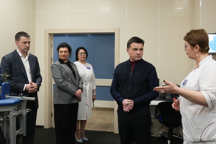 Андрей Воробьев проверил работу Центральной городской поликлиники в Лобне