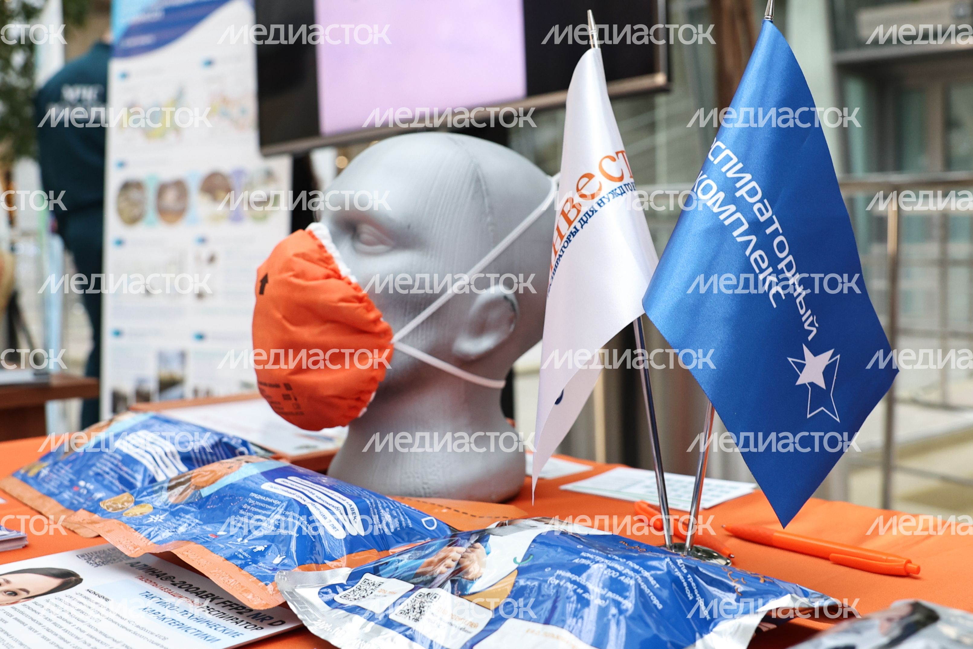 Выставка, приуроченная к 35-летию МЧС России Выставка, приуроченная к 35-летию МЧС России