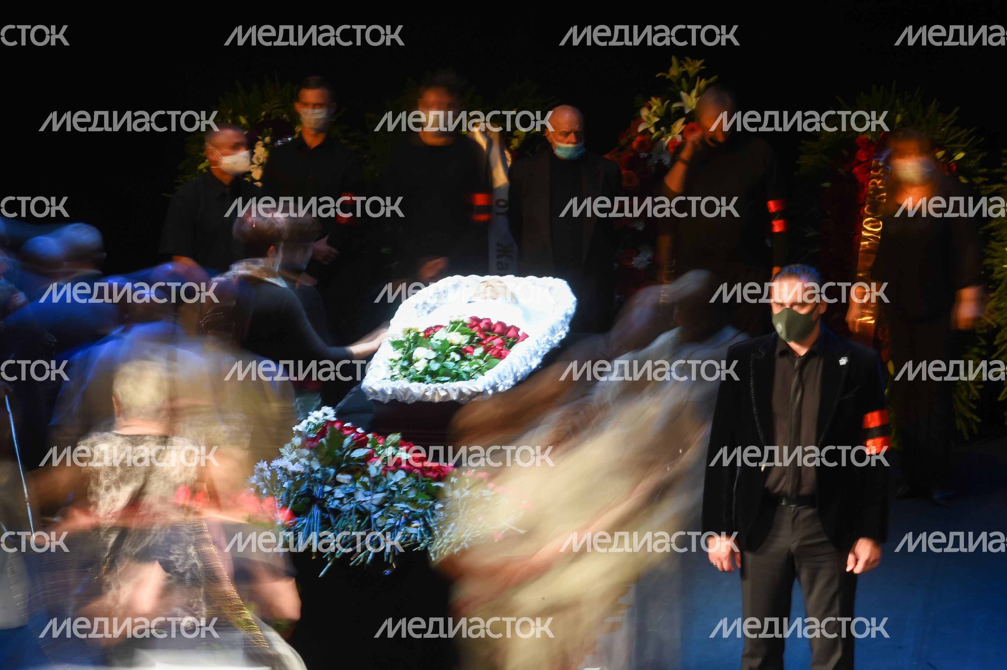 Церемония прощания с Николаем Губенко