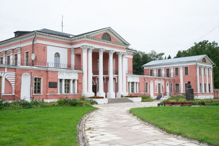 Имение Гончаровой
