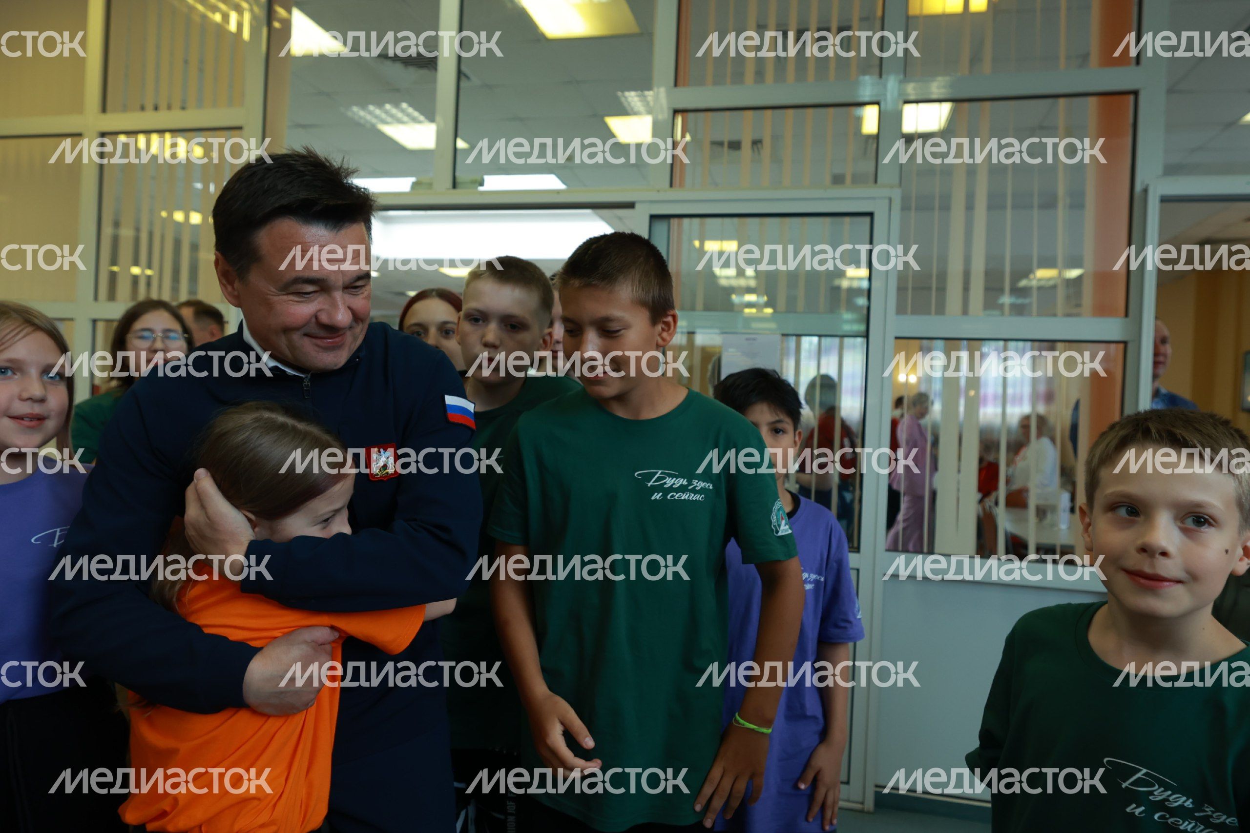 Андрей Воробьев навестил детей участников СВО в оздоровительном лагере «Литвиново»