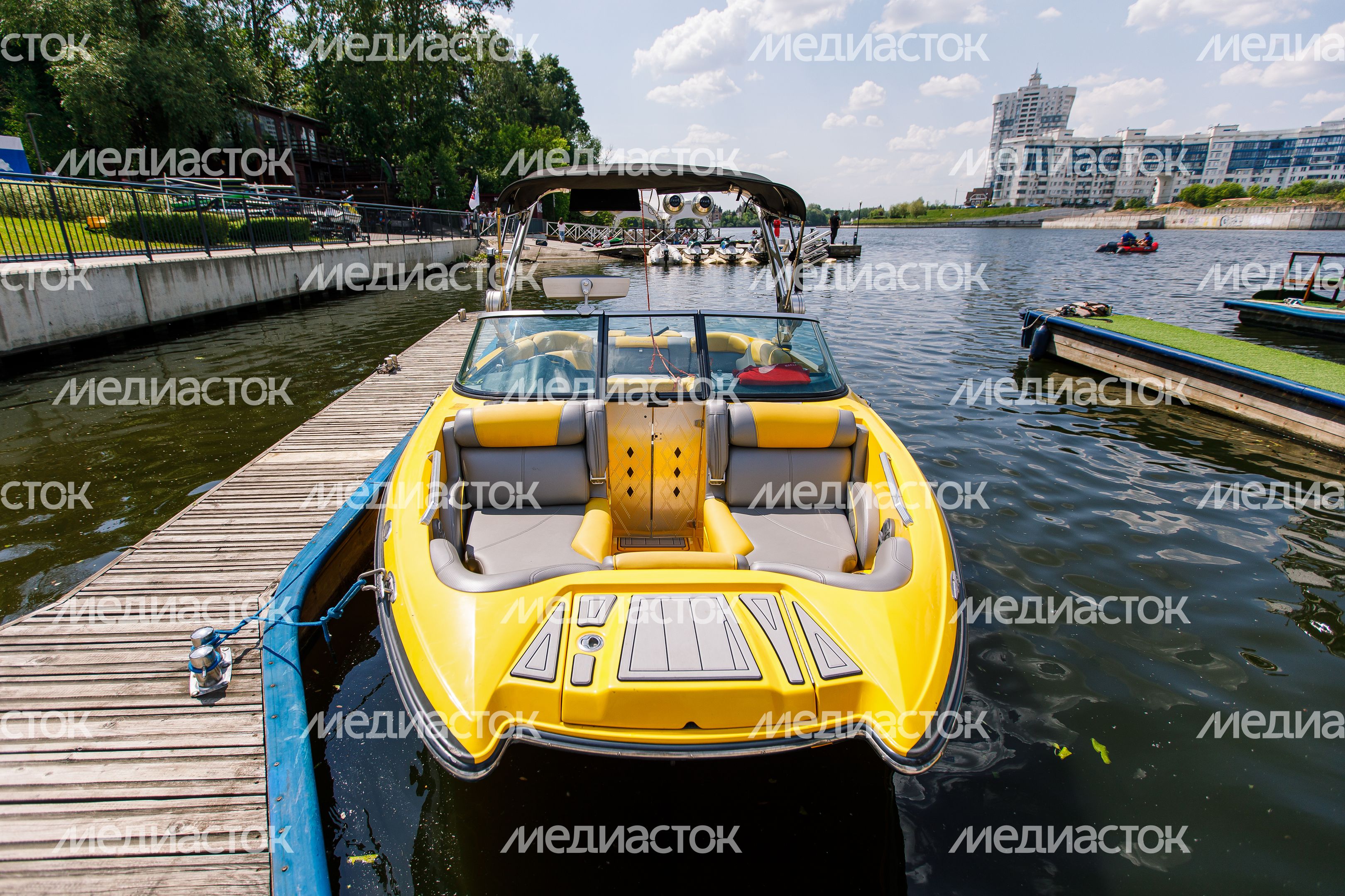 Фестиваль водных видов спорта "Вода для всех" прошел в Красногорске