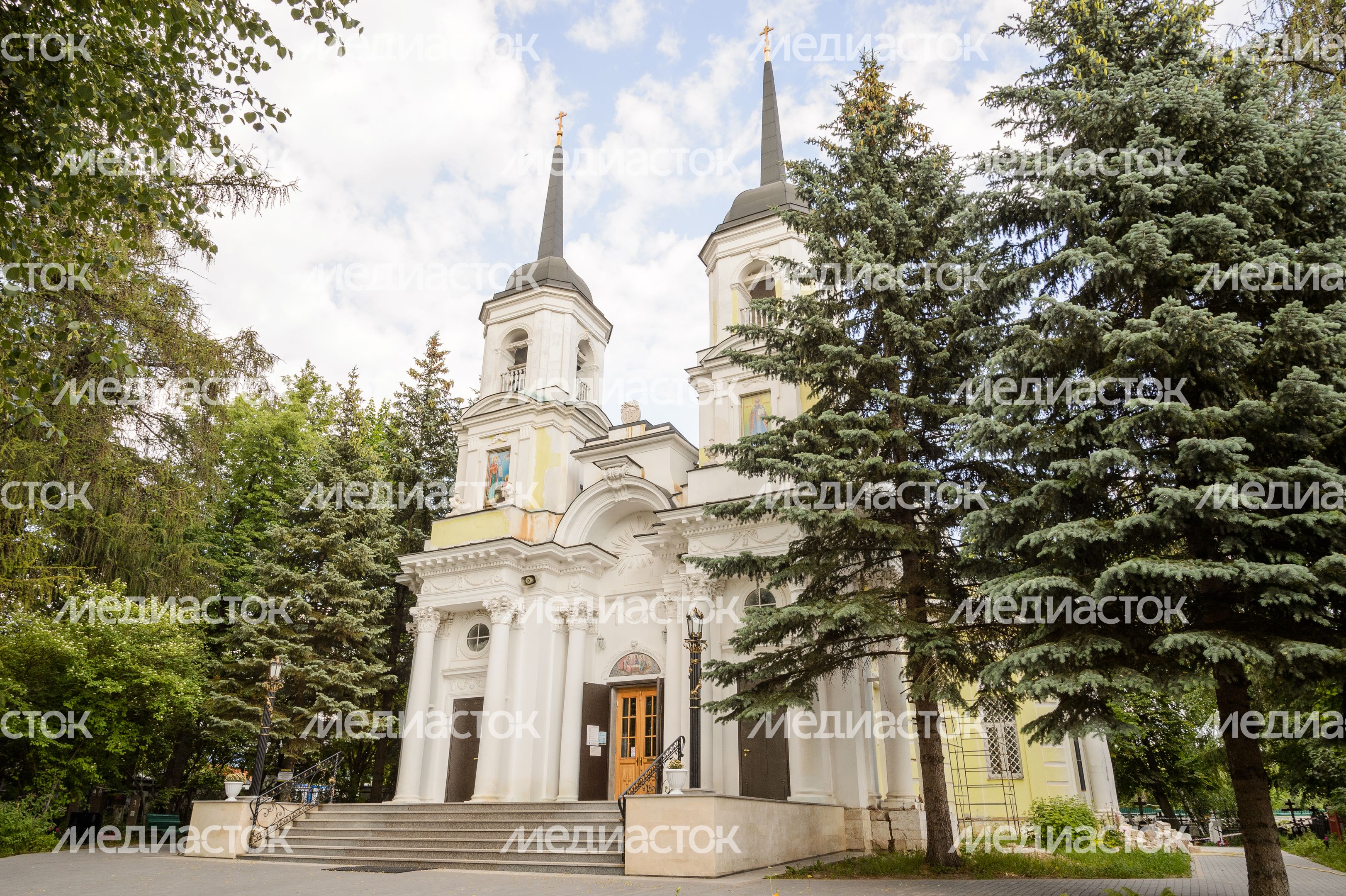 Церковь Троицы Живоначальной