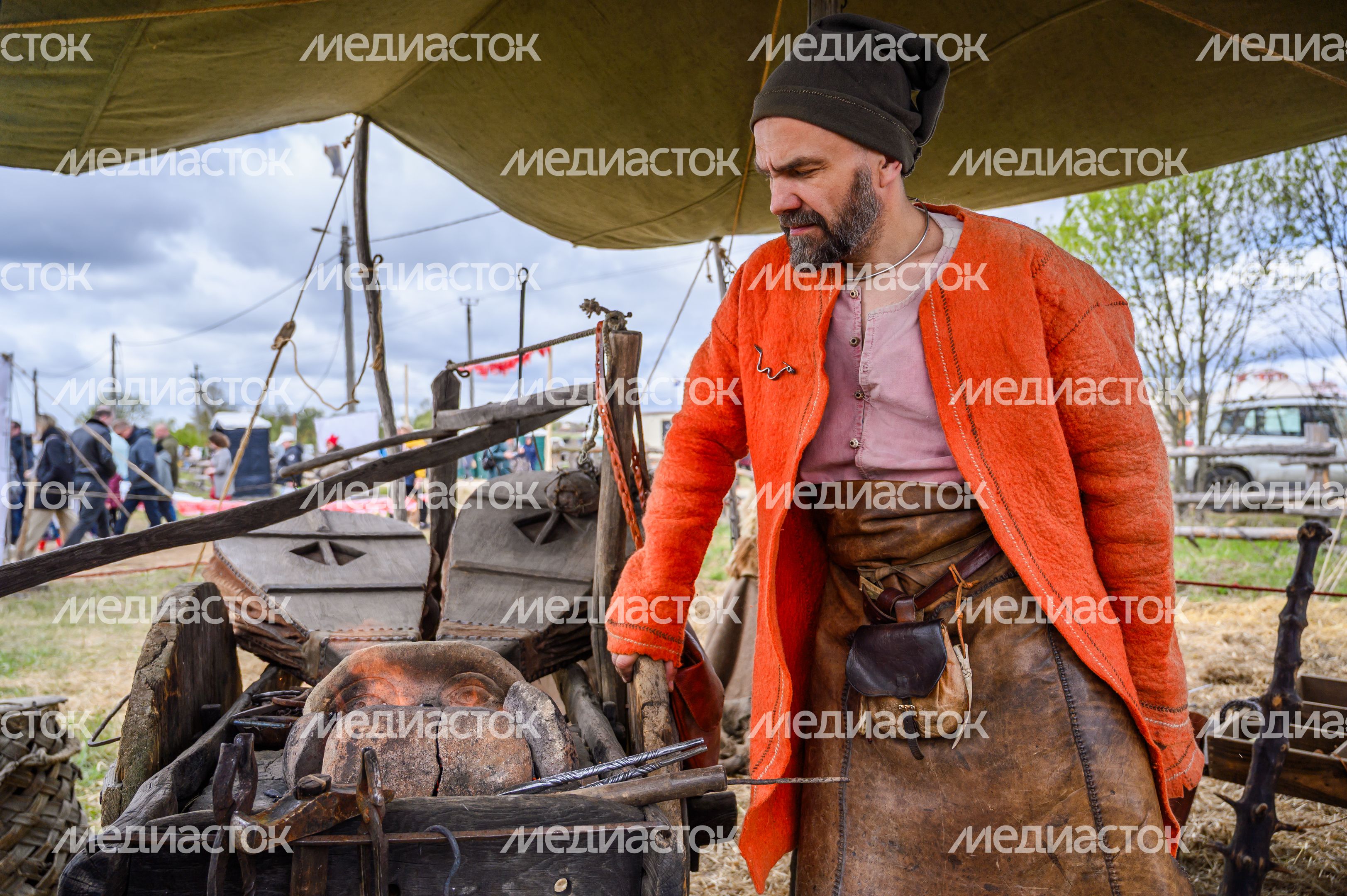 Мир Древней Руси на фестивале экспериментальной археологии «Гардарика» в Хотьково Мир Древней Руси на фестивале экспериментальной археологии «Гардарика» в Хотьково