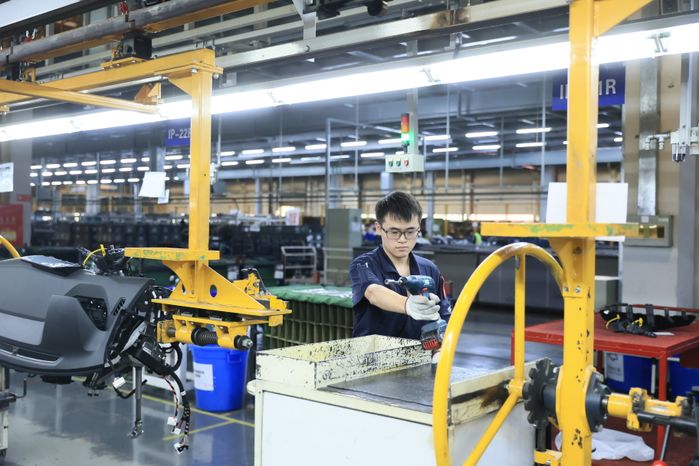 Посещение автозавода Changan Automobile Group в Китае Губернатором Подмосковья