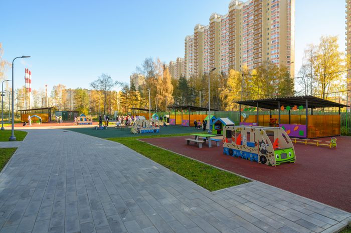 Игровая площадка нового детского сада «Сказка» на 250 мест в микрорайоне Алексеевская Роща города Балашиха