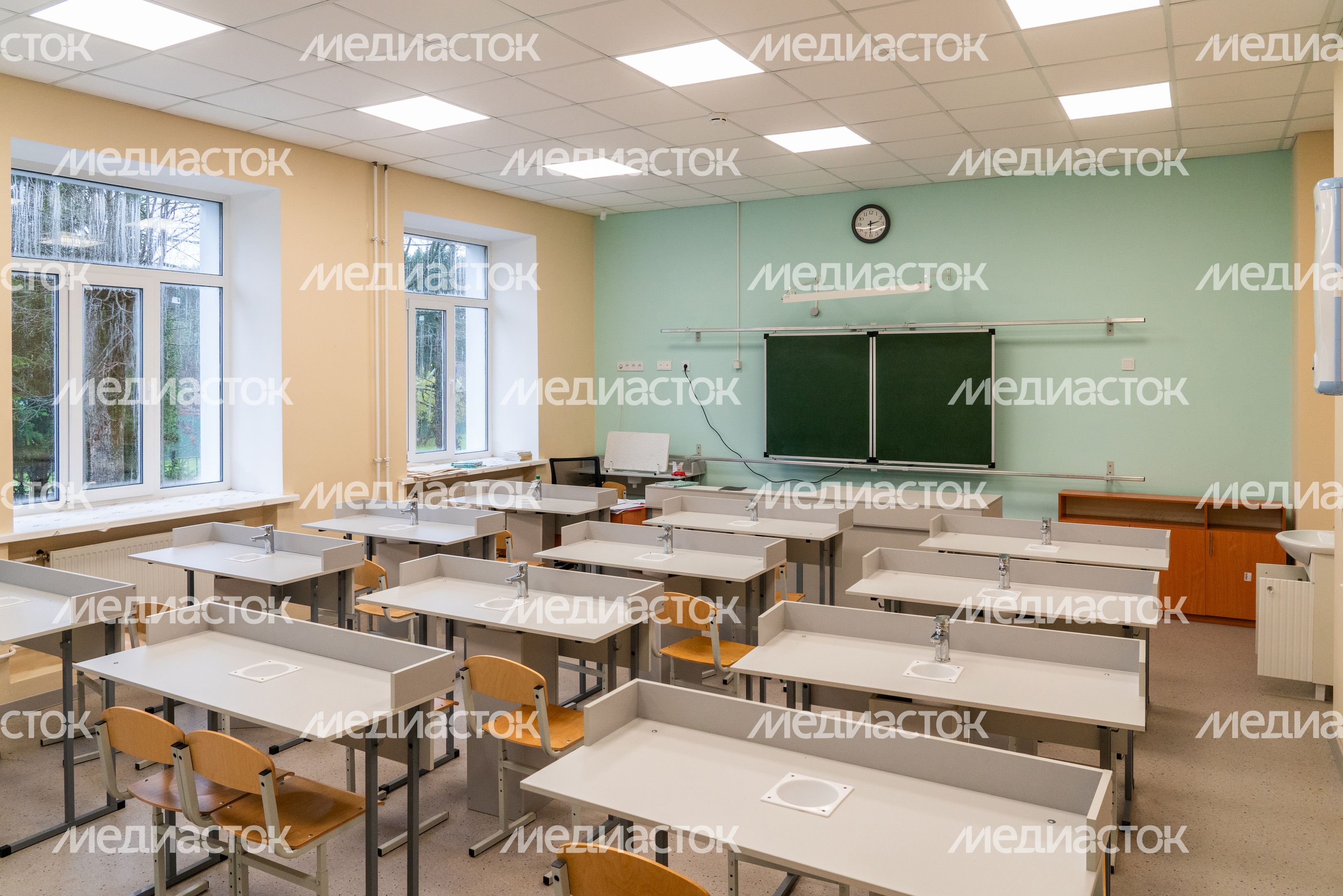 Средняя школа «Перспектива» после капитального ремонта в поселке Колычево Можайского округа Средняя школа «Перспектива» после капитального ремонта в поселке Колычево Можайского округа