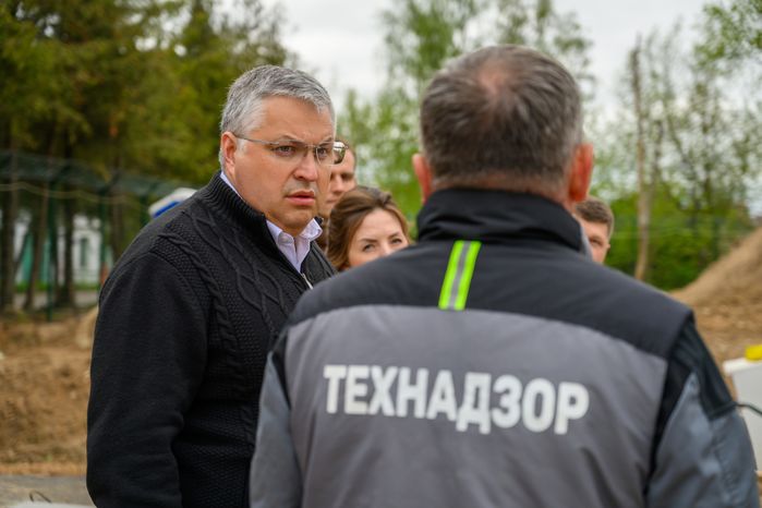 Министр ЖКХ Московской области Кирилл Григорьев проверил работы по реконструкции водозаборного узла в Пушкино