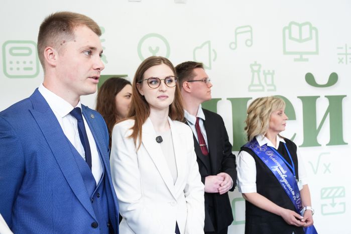 Последний звонок в мытищинском лицее №34