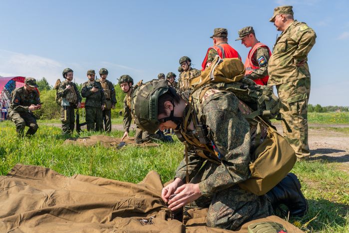 Военно-техническая игра "Арт-дуэль-2024" на аэродроме Волосово