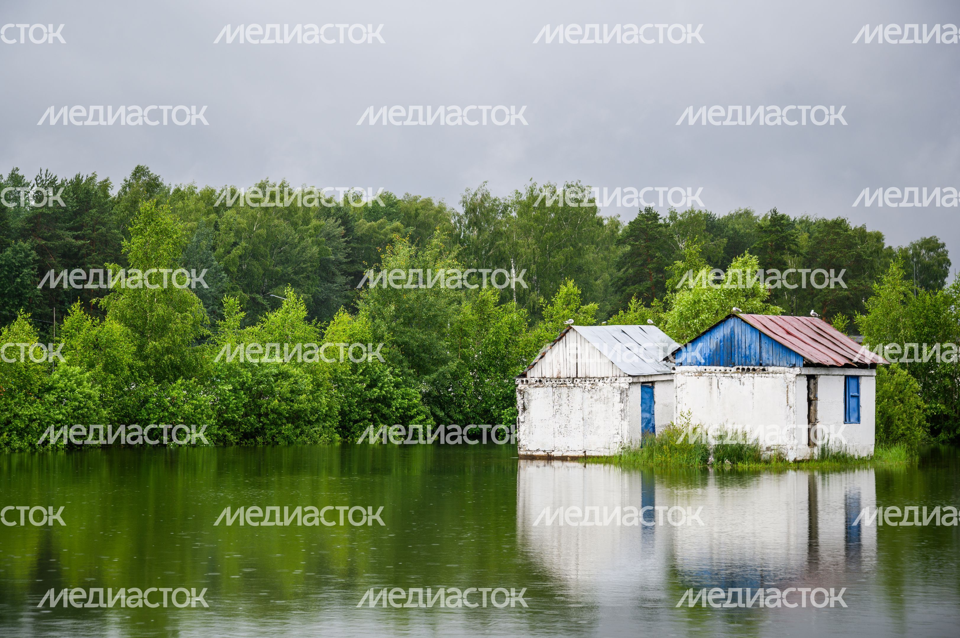 Тренировка космонавтов по действиям после посадки на воду в Ногинске