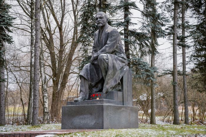 Усадьба «Горки Ленинские». Музей «Кабинет и квартира В.И. Ленина в Кремле»