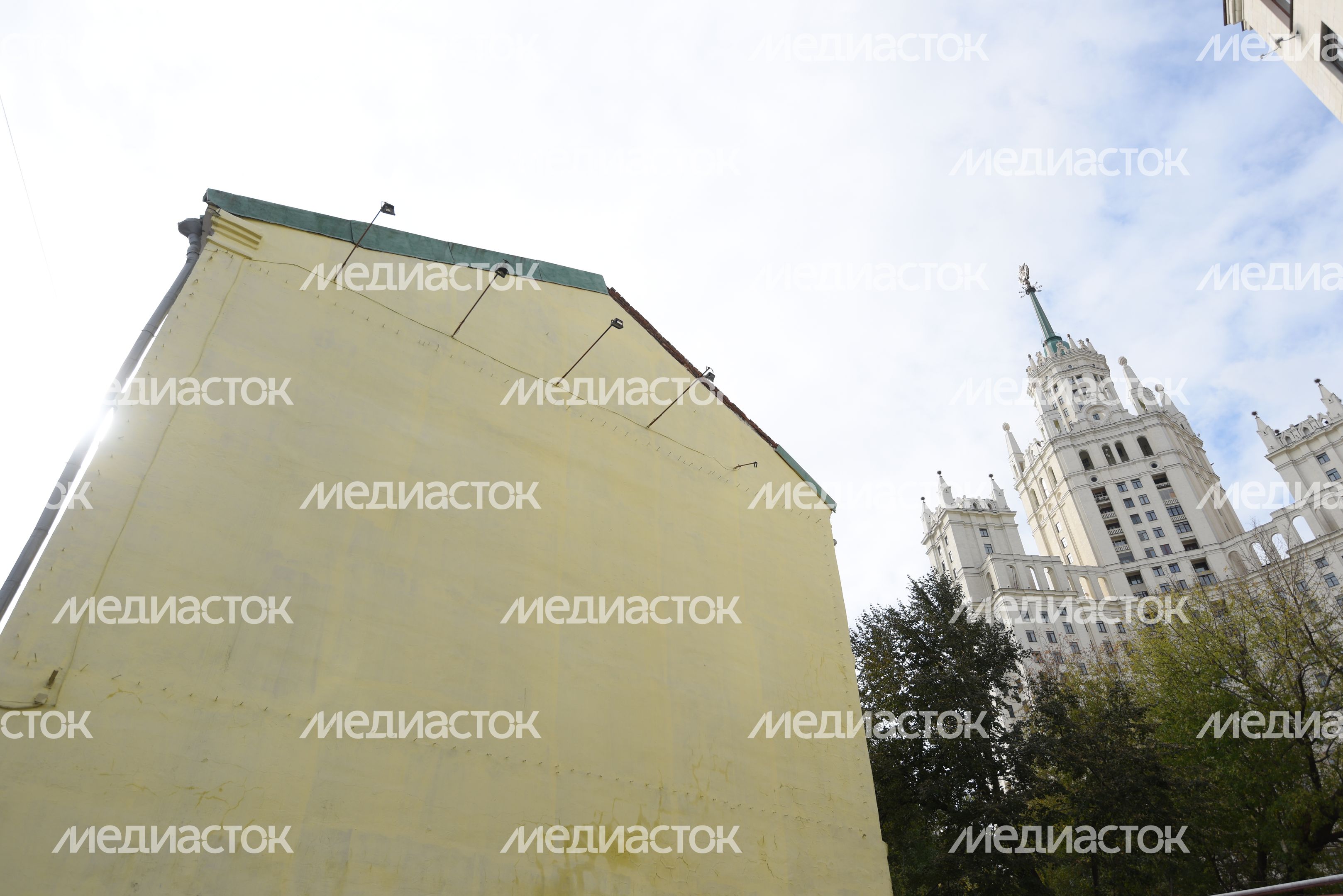 Граффити на улицах Москвы
