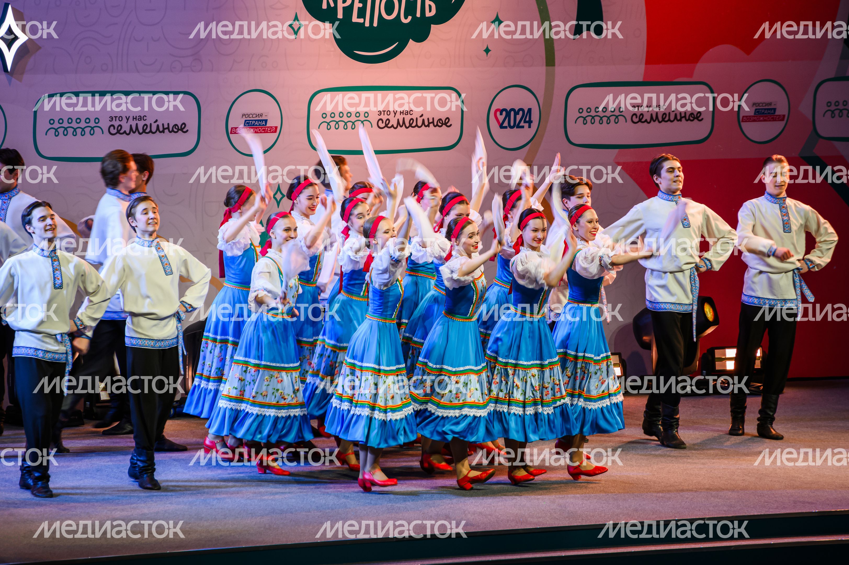 Окружной полуфинал конкурса "Это у нас семейное"