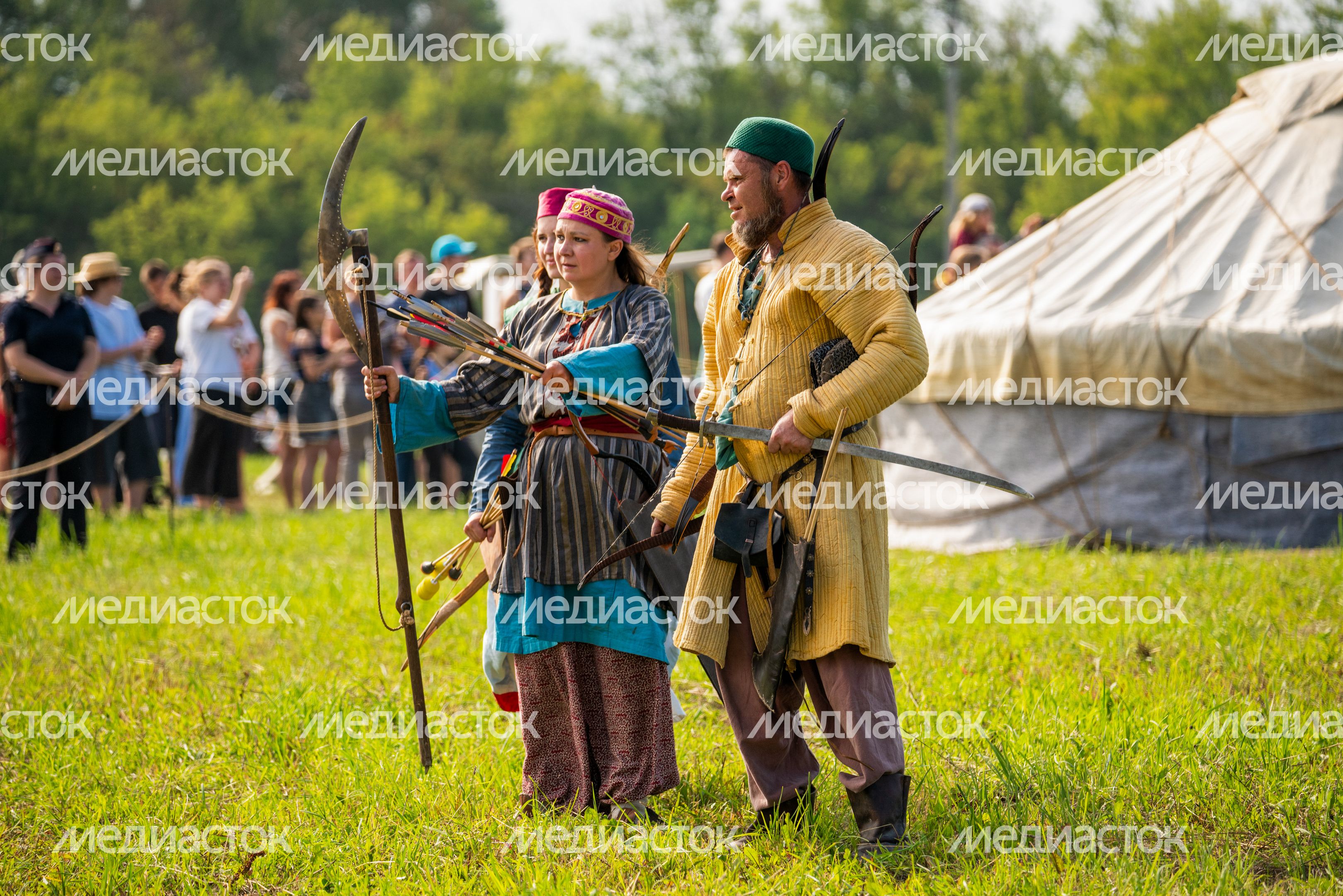 Эпоха Древней Руси XVI века на фестивале «Гуляй город» в округе Чехов Эпоха Древней Руси XVI века на фестивале «Гуляй город» в округе Чехов