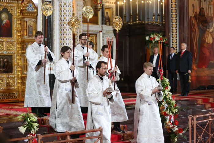 Пасхальное богослужение в Храме Христа Спасителя в Москве