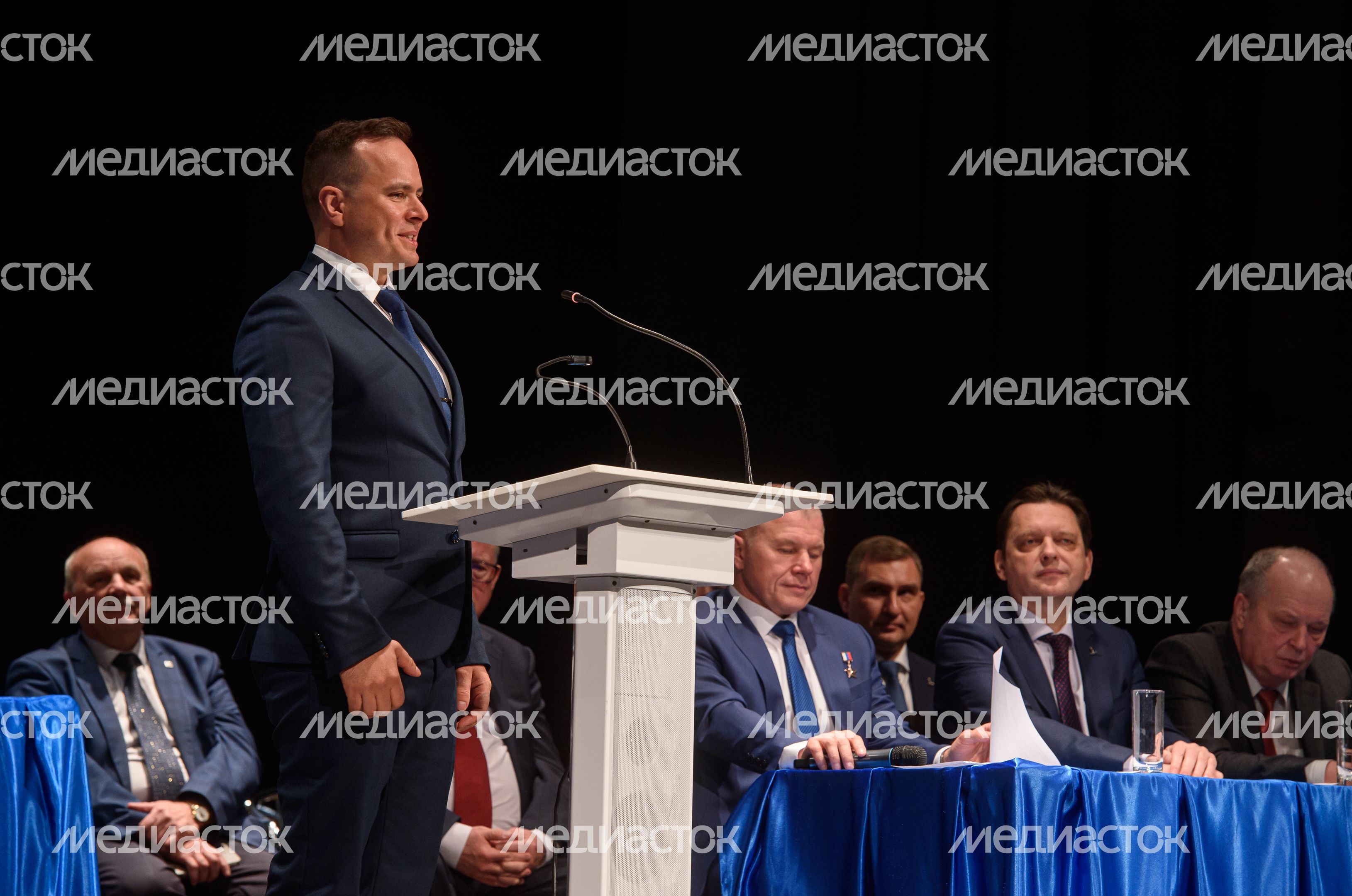 Торжественная встреча космонавтов и астронавтов 67-й длительной экспедиции на МКС