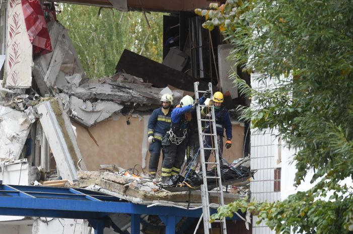 Кадры с места взрыва газа в жилом доме в Ногинске