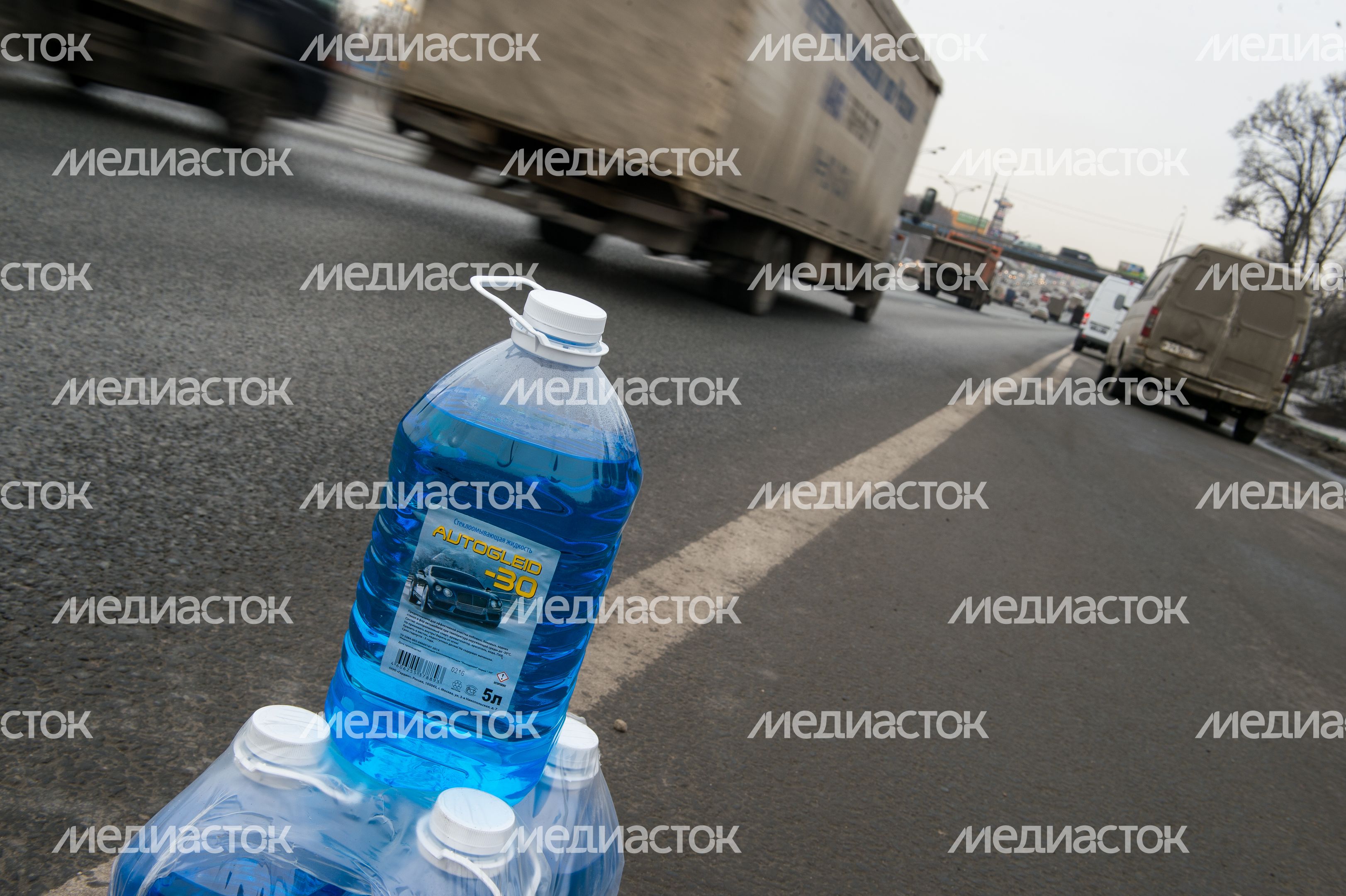 Торговля незамерзающей жидкостью в Москве Торговля незамерзающей жидкостью в Москве