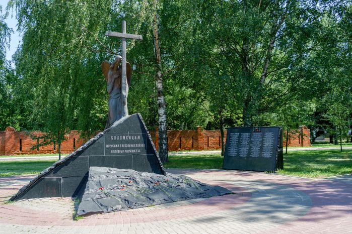 Мемориальный парк в Коломне летом