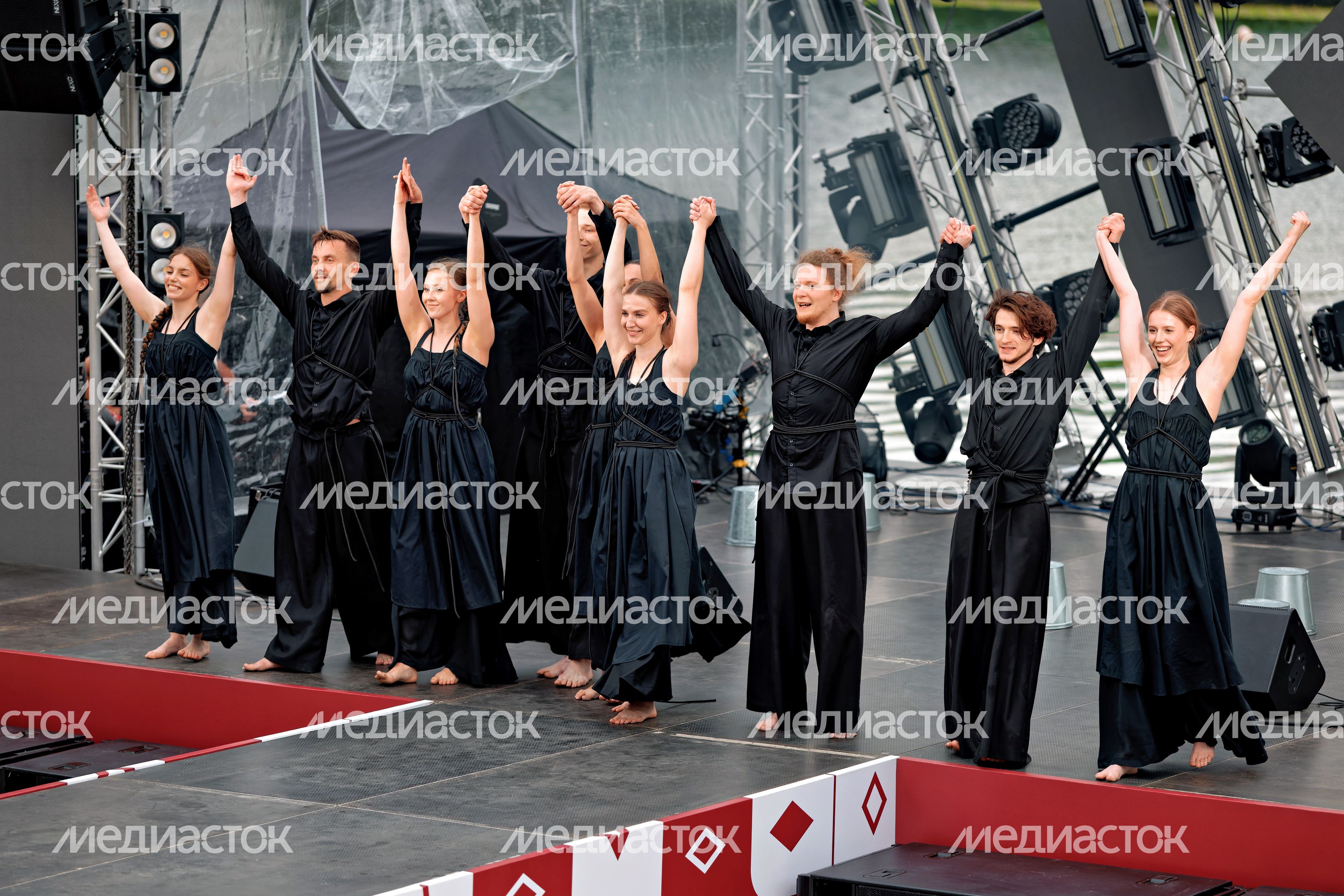 Выступление на фестивале современной этнической культуры «РУСь_СВЕТ» в Красногорске
