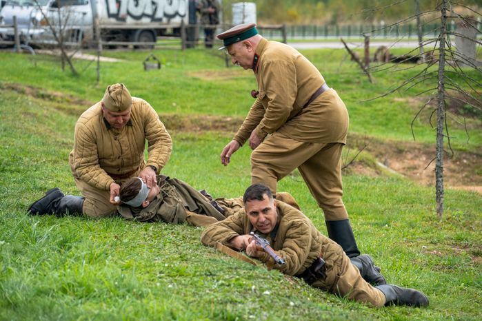 Военно-историческая реконструкция «Последний провыв. Суровая осень 41-го года» в Центральном парке «Патриот»