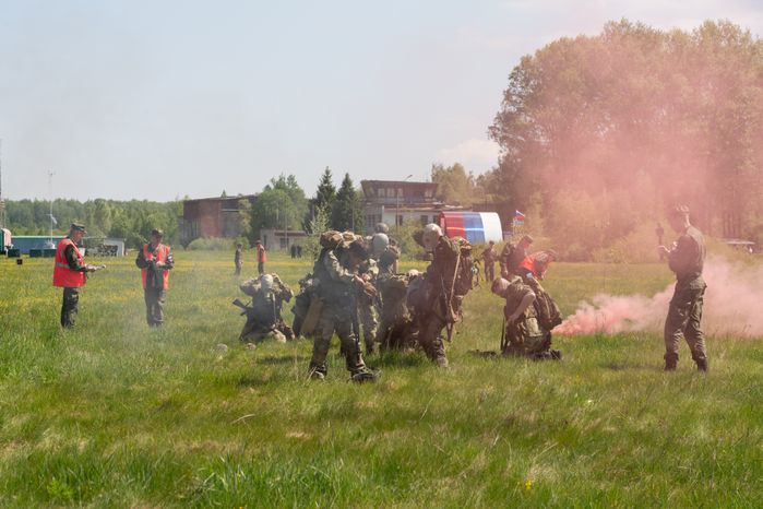 Военно-техническая игра "Арт-дуэль-2024" на аэродроме Волосово