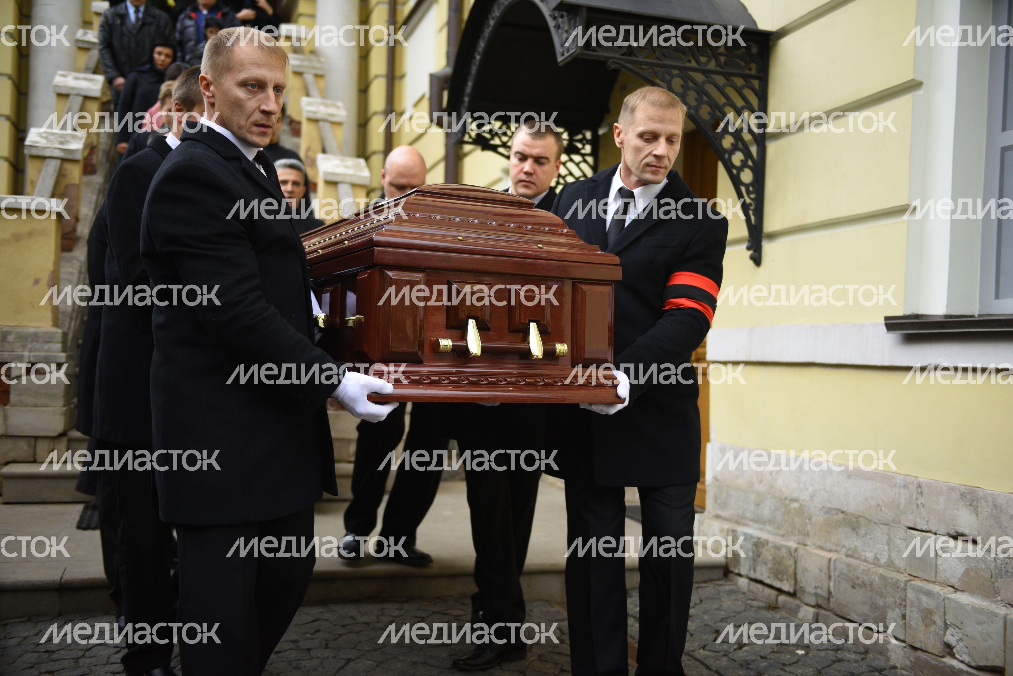 Церемония прощания с режиссером Георгием Юнгвальд-Хилькевичем в Москве